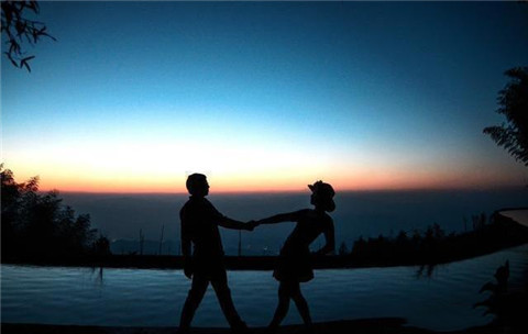 幽默撩妹套路,让话题更有趣的几种小技巧 幽默撩妹套路,让话题更有趣的几种小技巧第4张